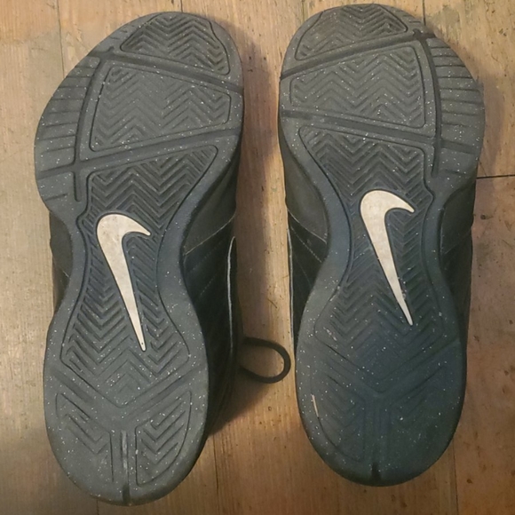 Nike sneakers - Picture 2 of 5